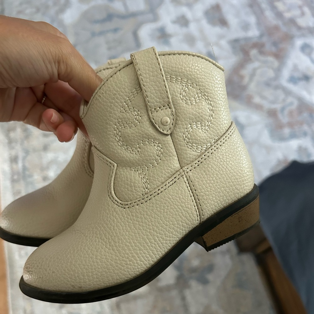 Cat and Jack size 7t cowgirl boots